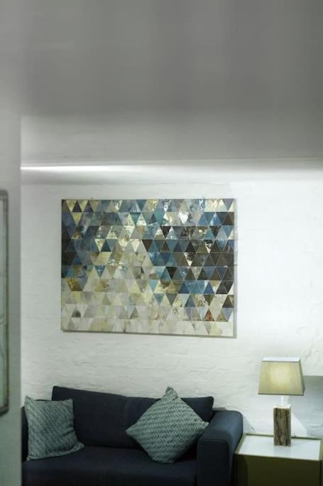 Central, Cozy & Beautiful Designed 2-rooms Apt. Near River Appartement Berlijn